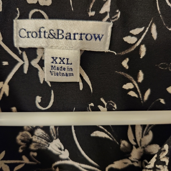 Croft & Barrow Black and White Patterned Button Down Shirt - Picture 4 of 6